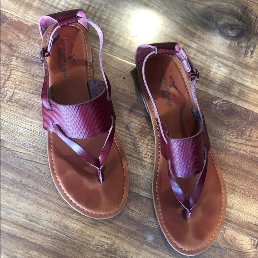 American eagle maroon sandals, size 8